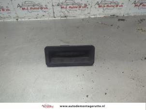 O186258 Gebruikte schakelaar achterklep Ford Mondeo