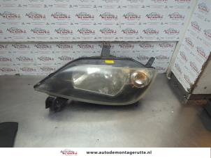 O186269 Gebruikte linker koplamp Mazda 2.