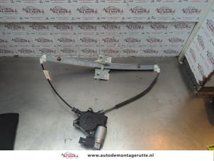 O186292 Gebruikte ruitmechaniek 4deurs links-voor Mazda 2.