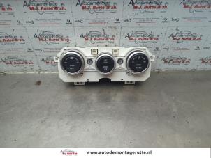 O186374 Gebruikte kachel bedieningspaneel Mazda 6.