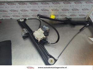 O186389 Gebruikte raammechaniek 4deurs rechts-voor BMW 5-Serie