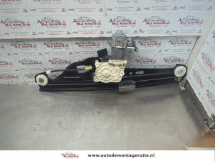 O186390 Gebruikte ruitmechaniek 4deurs rechts-achter BMW 5-Serie