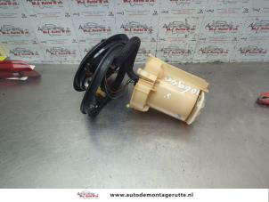 O186402 Gebruikte brandstofpomp elektrisch Opel Astra