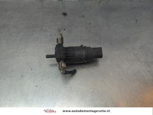 O186439 Gebruikte ruitensproeierpomp voor Volkswagen Golf Plus