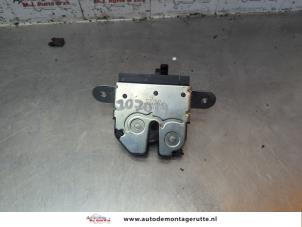O186473 Gebruikte slotmechaniek achterklep Alfa Romeo Mito