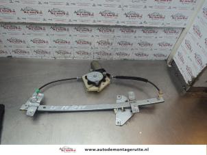 O186504 Gebruikte raammechaniek 4deurs links-voor Volvo V40