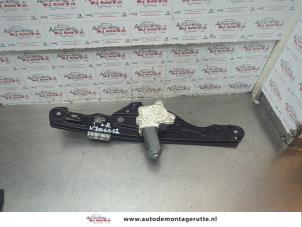 O186521 Gebruikte ruitmechaniek 4deurs links-achter Mercedes E-Klasse