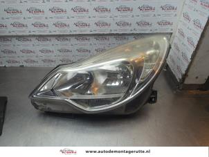 O186529 Gebruikte linker koplamp Opel Corsa