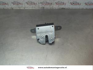 O186543 Gebruikte achterklep slotmechaniek Fiat Panda