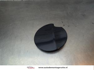 O186584 Gebruikte tank klep Peugeot 5008