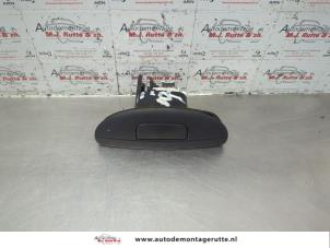 O186619 Gebruikte handgreep achterklep Renault Megane Scenic