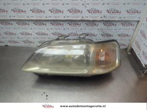 O186721 Gebruikte linker koplamp Honda Aerodeck