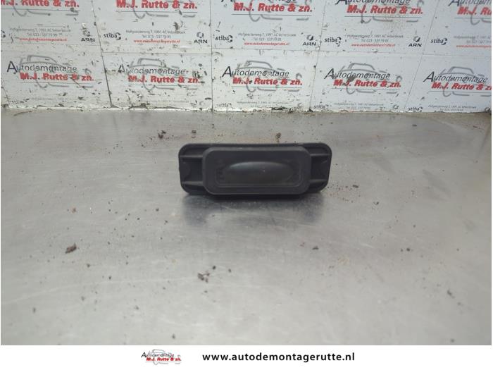 Gebruikte Schakelaar achterklep Renault Twingo O186725