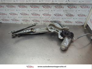 O186726 Gebruikte ruitmechaniek 4deurs rechts-voor Honda Aerodeck