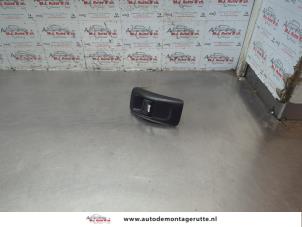 O186748 Gebruikte cabriodak bediening Peugeot 206