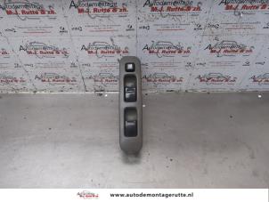 O186817 Gebruikte combischakelaar ramen Suzuki Alto