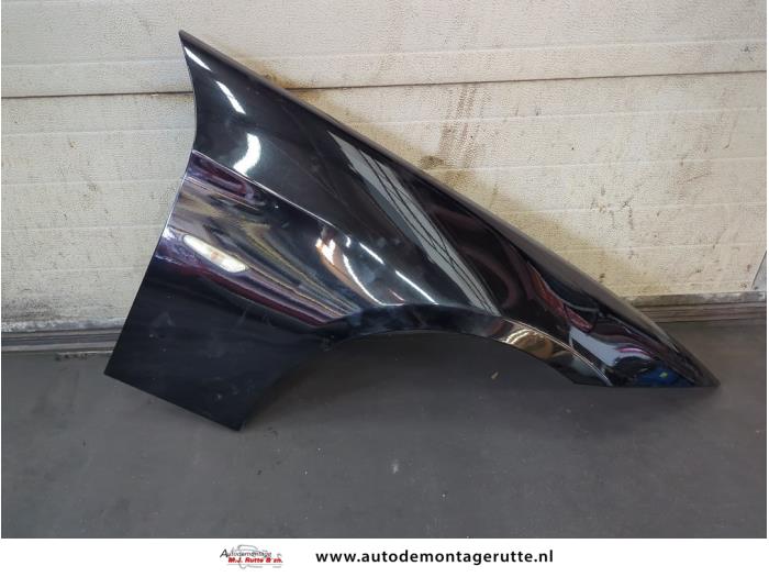 Gebruikte Scherm rechts-voor BMW 3-Serie O186896