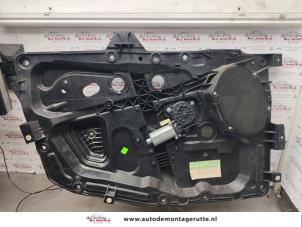 O186922 Gebruikte ruitmechaniek 4deurs links-voor Ford Fiesta