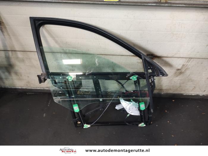 Gebruikte Raammechaniek 4Deurs rechts-voor Audi A6 O186931
