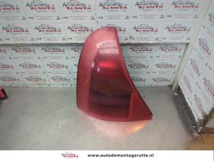 O186959 Gebruikte achterlicht links Renault Clio
