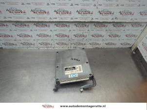 O187049 Gebruikte kontaktslot + computer Toyota Yaris