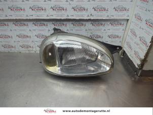 O187057 Gebruikte koplamp rechts Opel Corsa