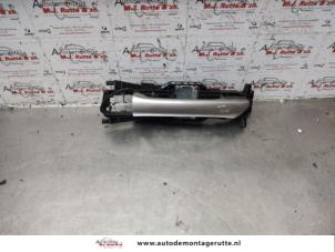 O187170 Gebruikte portiergreep 4deurs links-voor Mercedes E-Klasse