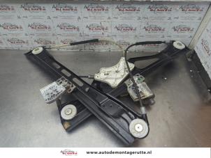O187180 Gebruikte ruitmechaniek 4deurs rechts-voor Mercedes E-Klasse