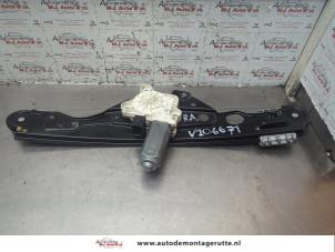 O187181 Gebruikte ruitmechaniek 4deurs rechts-achter Mercedes E-Klasse