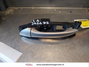 O187182 Gebruikte portiergreep 4deurs links-achter Mercedes E-Klasse