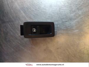 O187209 Gebruikte schakelaar elektrisch raam Volkswagen Caddy
