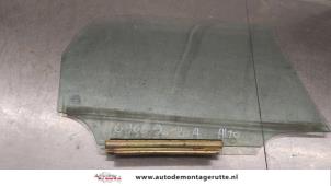 O187264 Gebruikte portierruit 4deurs links-achter Suzuki Alto
