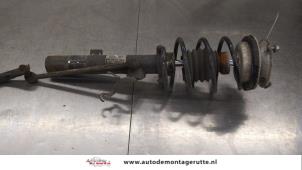 O187297 Gebruikte schokdemperpoot rechts-voor BMW 3-Serie