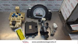 O187326 Gebruikte contactslot + computer Opel Agila