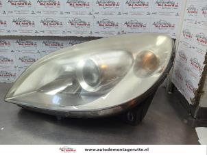 O187328 Gebruikte linker koplamp Mercedes B-Klasse