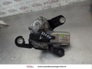 O187335 Gebruikte ruitenwissermotor achter Opel Agila