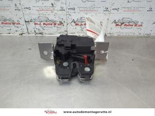 O187337 Gebruikte slotmechaniek achterklep Mercedes B-Klasse