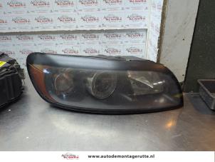 O187348 Gebruikte rechter koplamp Volvo C30
