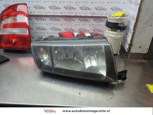 O187351 Gebruikte linker koplamp Skoda Fabia