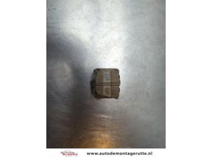O187370 Gebruikte schakelblok ruiten Volkswagen Golf