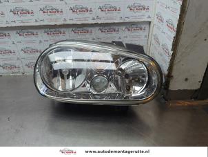 O187375 Gebruikte koplamp rechts Volkswagen Golf