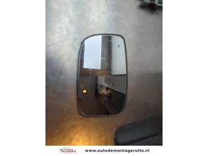 O187376 Gebruikte spiegelglas rechts Daihatsu Sirion