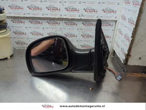 O187379 Gebruikte spiegel buiten links Chrysler Voyager