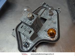 O187512 Gebruikte fitting achterlicht rechts Volkswagen Fox