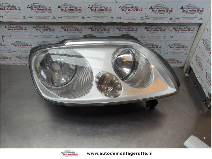 Gebruikte Koplamp rechts Volkswagen Caddy O187529