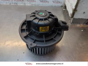 O187569 Gebruikte chaufage ventilatiemotor Kia Rio