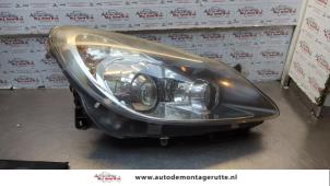 O187584 Gebruikte koplamp rechts Opel Corsa