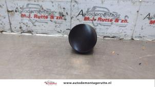 O187605 Gebruikte schakelaar elektrisch raam Smart Fortwo