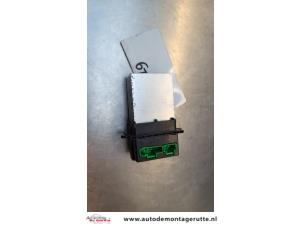 O187612 Gebruikte stekker kachelweerstand Volvo S80
