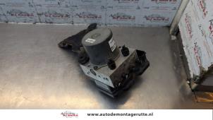 O187626 Gebruikte abs pomp Kia Rio
